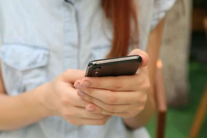 Fladskærm med Teletech logo